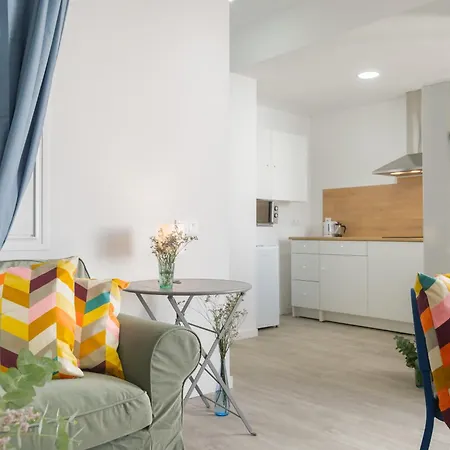 Anfitrion Triana 4 Appartement Sevilla Buitenkant foto